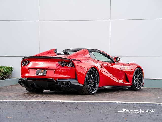2021 Ferrari 812 GTS