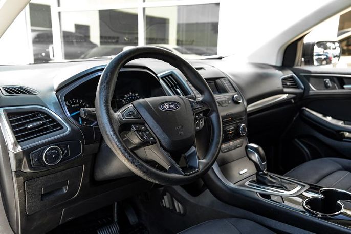 2017 Ford Edge