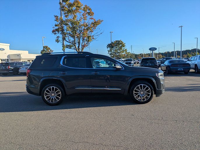2022 GMC Acadia