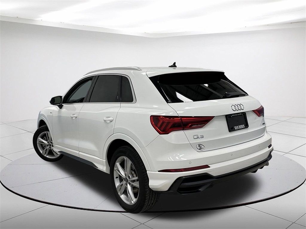 2022 Audi Q3 Premium image 2