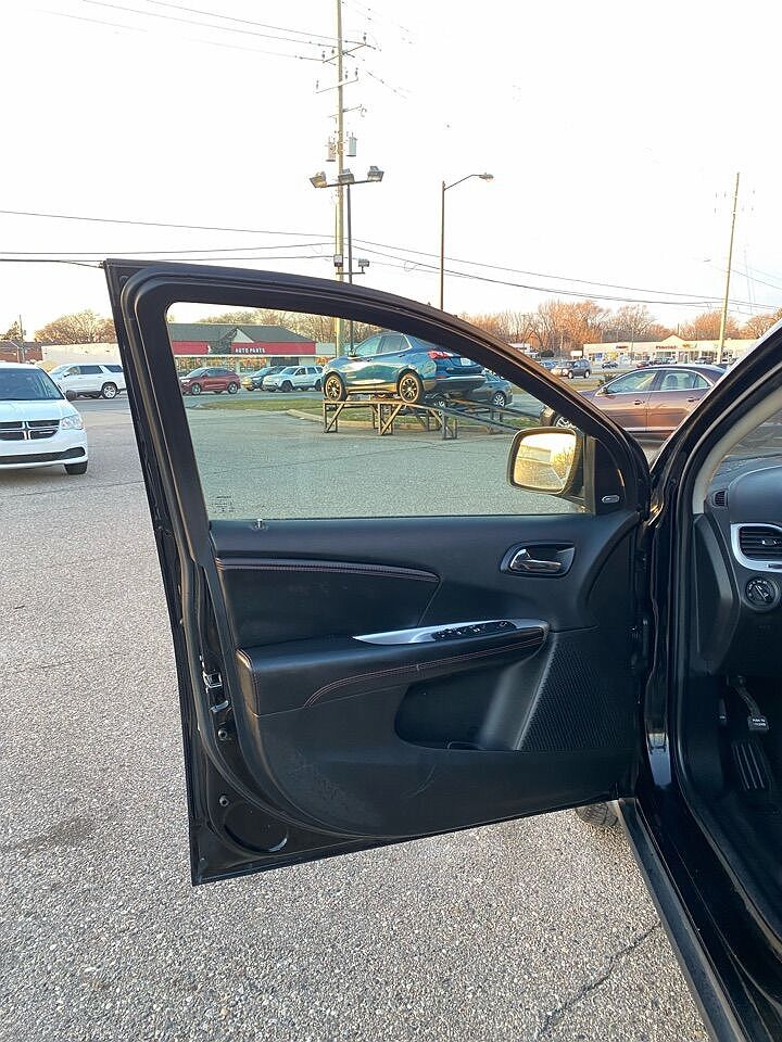 2019 Dodge Journey GT image 3