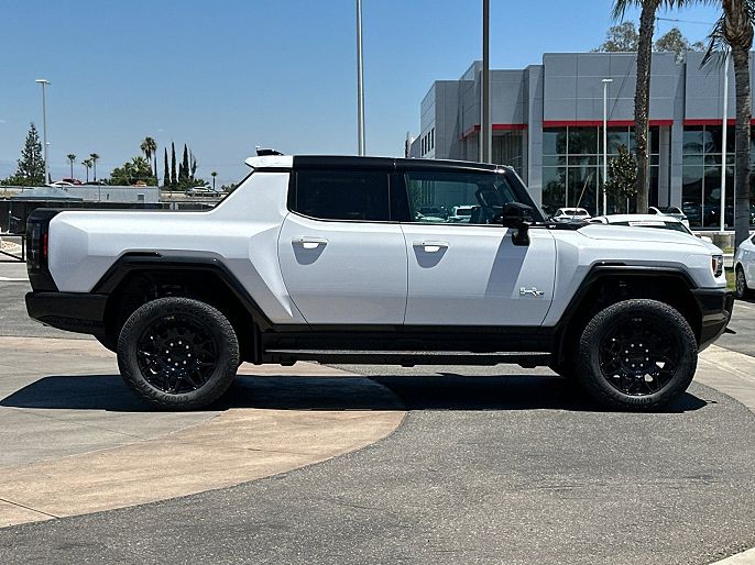 2026 GMC Hummer EV