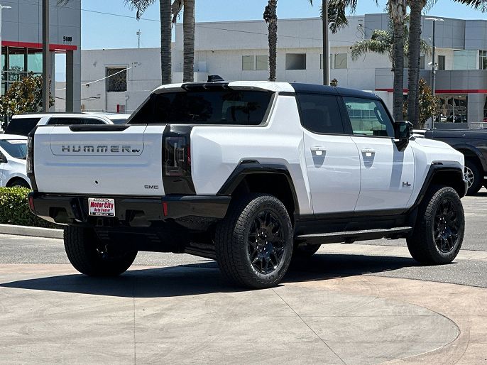 2026 GMC Hummer EV