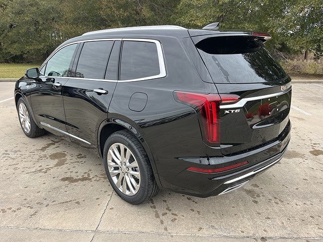 2025 Cadillac XT6