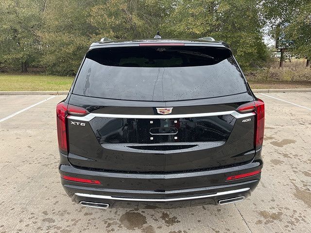 2025 Cadillac XT6