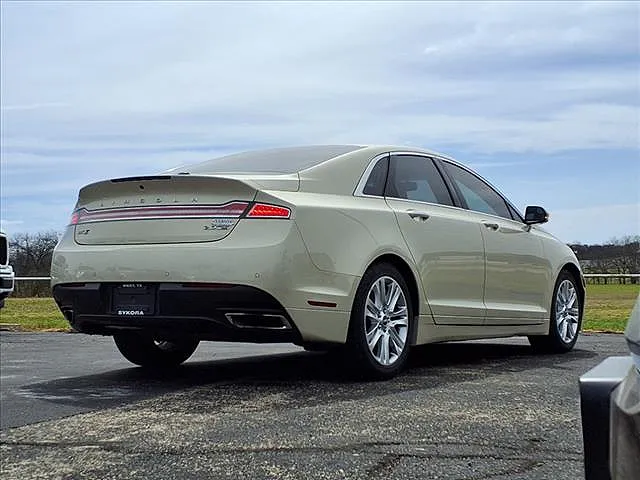 2016 Lincoln MKZ