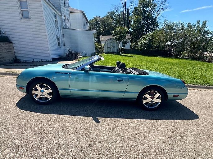 2002 Ford Thunderbird