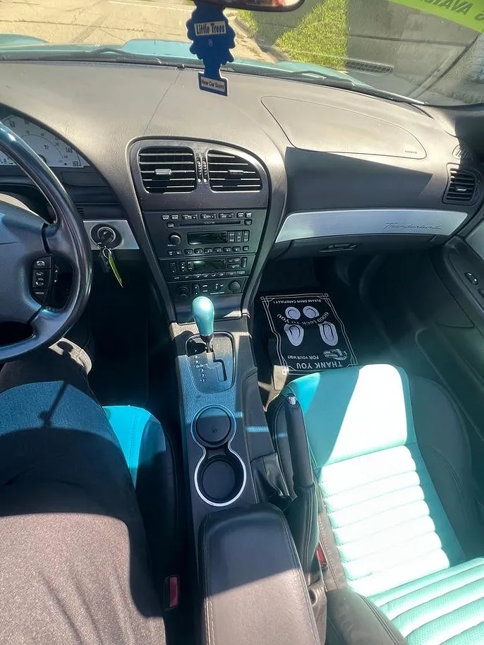 2002 Ford Thunderbird