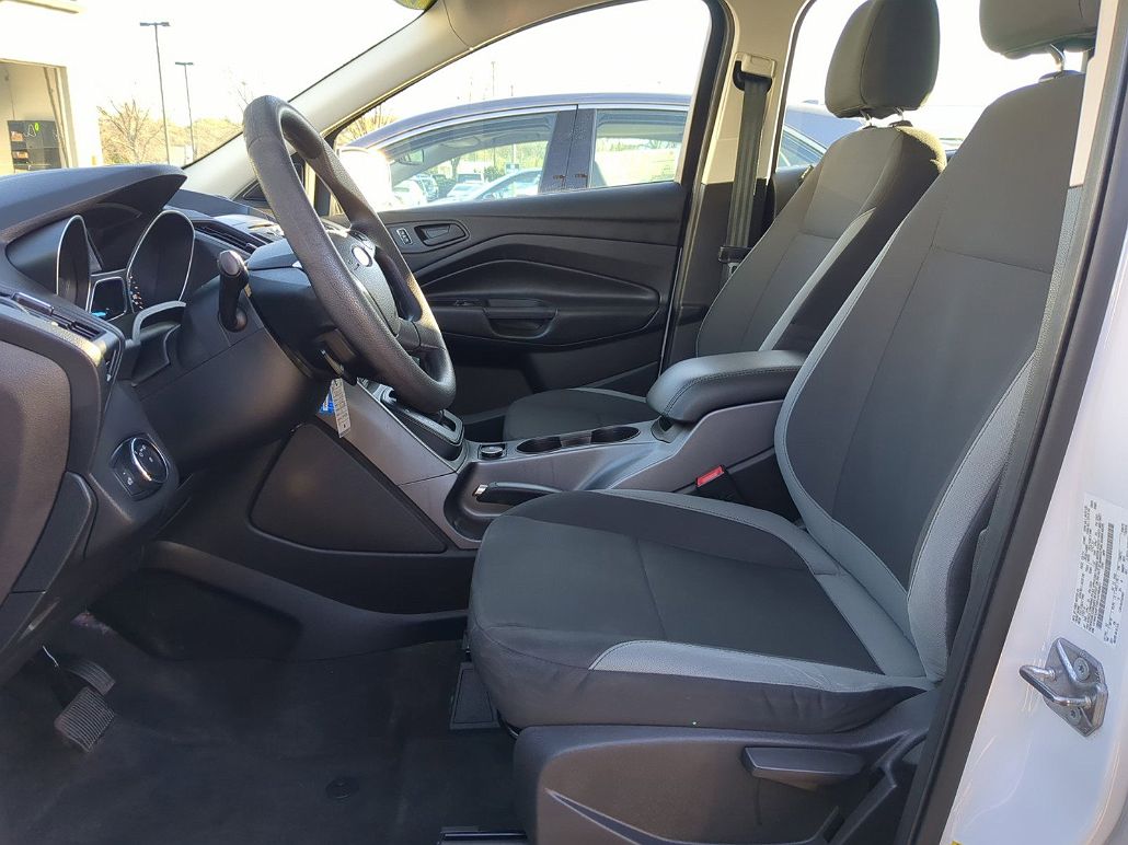 2014 Ford Escape S image 1