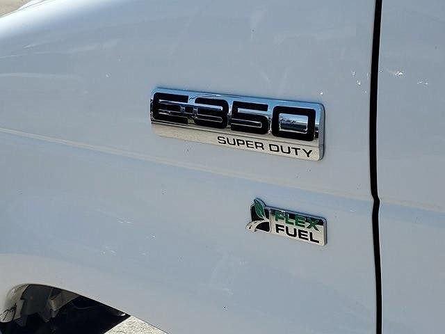 2015 Ford Econoline E-350 image 5