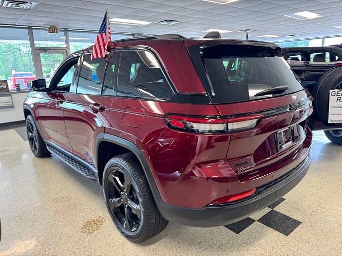 2025 Jeep Grand Cherokee