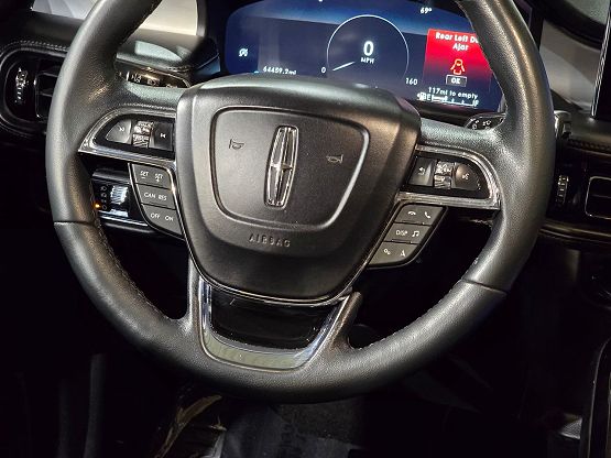 2021 Lincoln Nautilus Standard photo 8