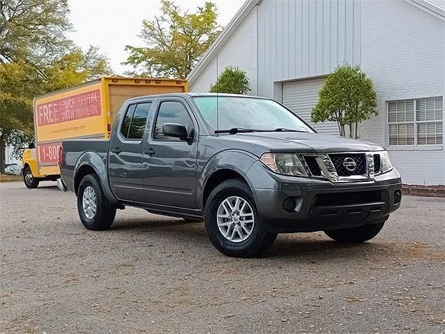 2019 Nissan Frontier SV image 0