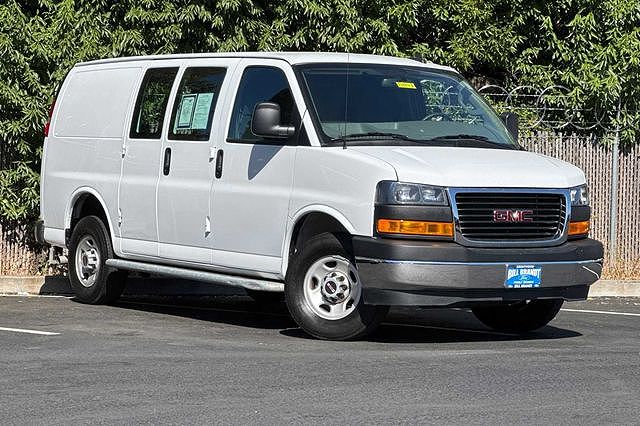 2023 GMC Savana
