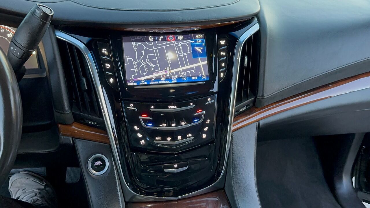 2015 Cadillac Escalade ESV image 7