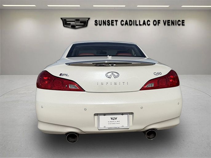 2015 Infiniti Q60
