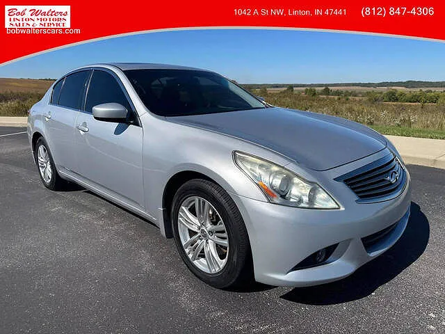 2013 Infiniti G37