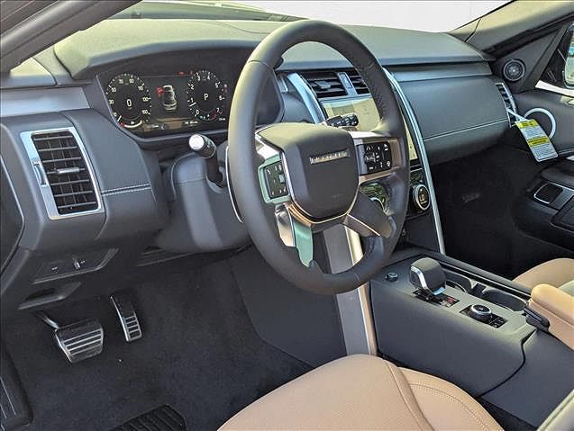 2025 Land Rover Discovery