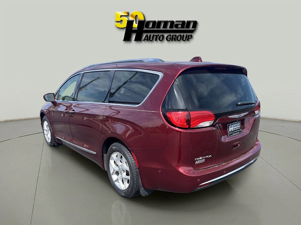 2019 Chrysler Pacifica Touring-L image 4
