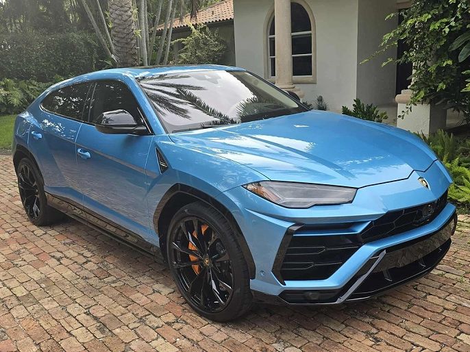 2022 Lamborghini Urus