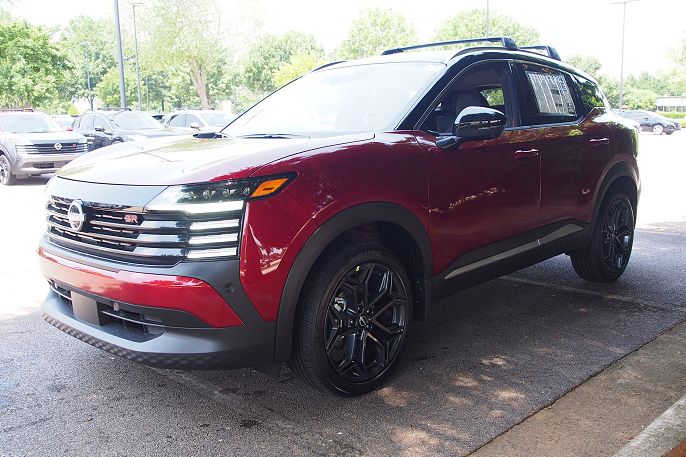 2025 Nissan Kicks
