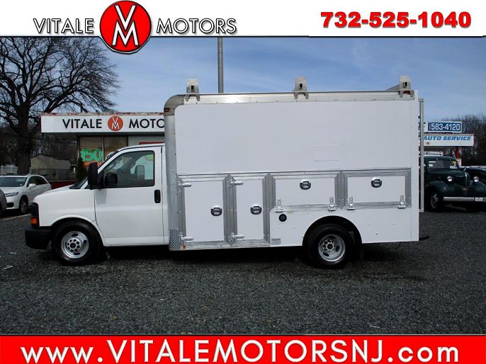 2016 GMC Savana