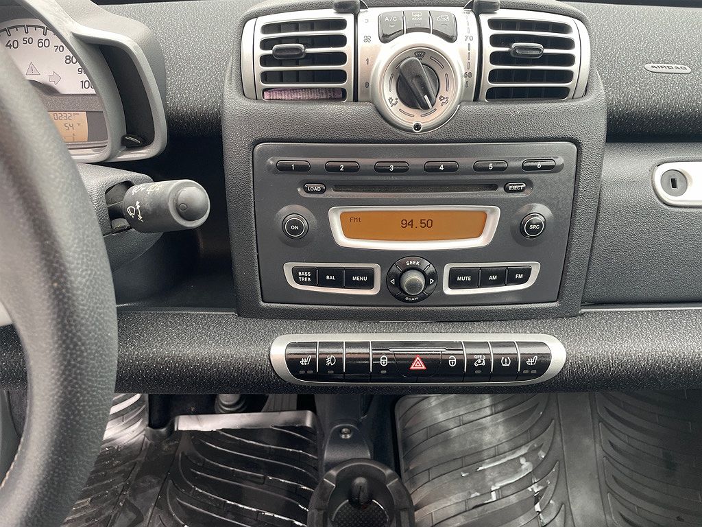 2009 Smart Fortwo Pure image 16