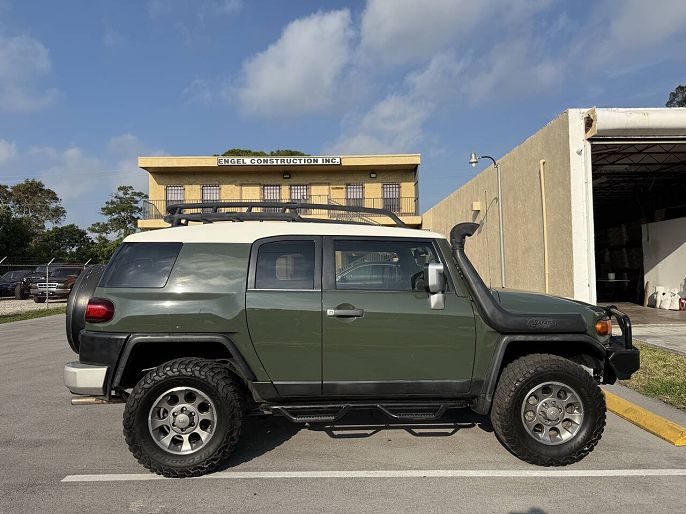2013 Toyota FJ Cruiser