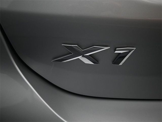 2021 BMW X1 sDrive28i image 3
