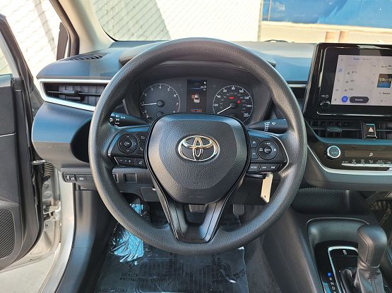 2023 Toyota Corolla LE photo 11