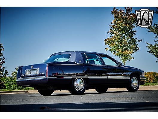 1996 Cadillac DeVille null image 5