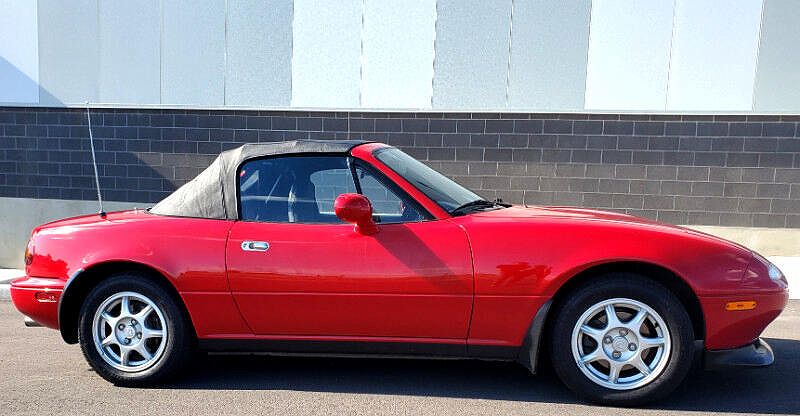 1995 Mazda Miata null image 9