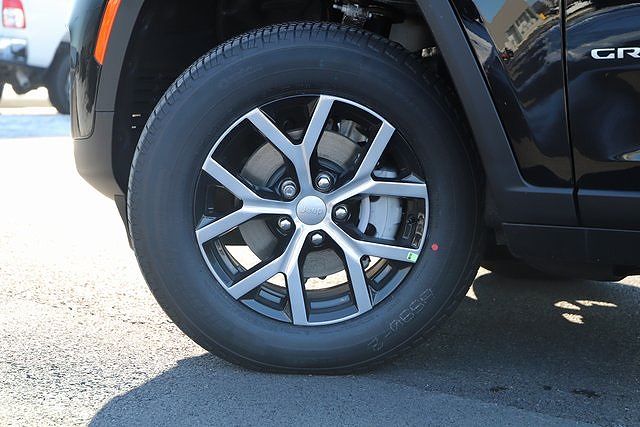 2025 Jeep Grand Cherokee