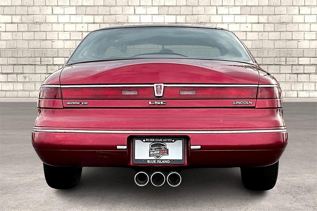 1993 Lincoln Mark Series VIII image 5