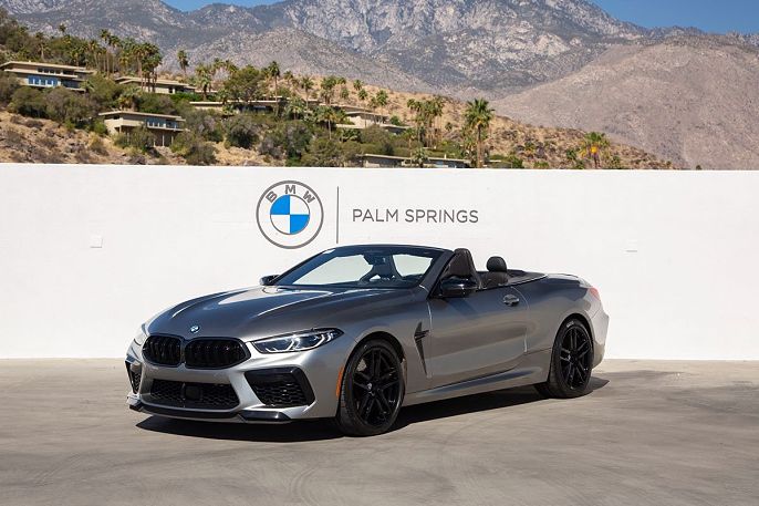 2022 BMW M8