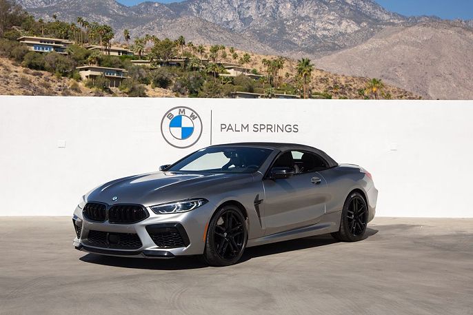 2022 BMW M8