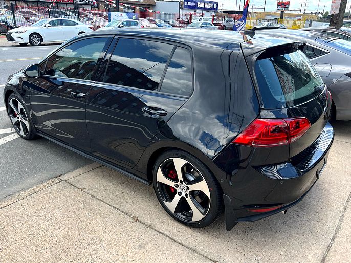 2016 Volkswagen Golf