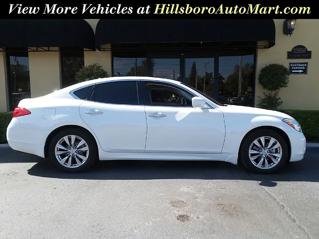 2013 Infiniti M37