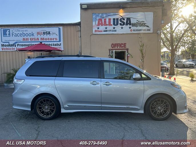 2015 Toyota Sienna
