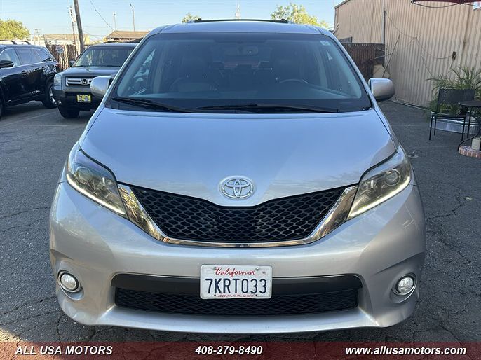 2015 Toyota Sienna
