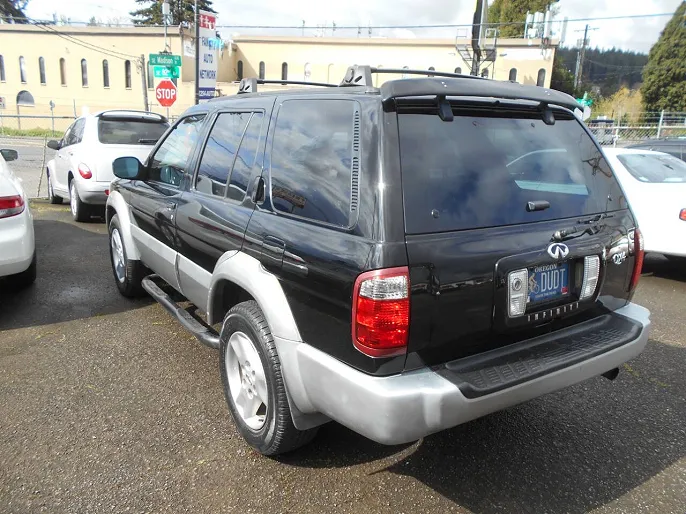 2001 Infiniti QX4
