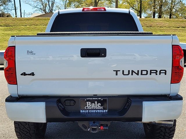 2017 Toyota Tundra SR5 image 17