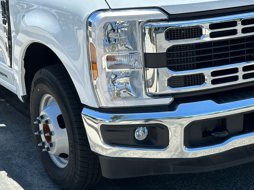 2025 Ford F-350