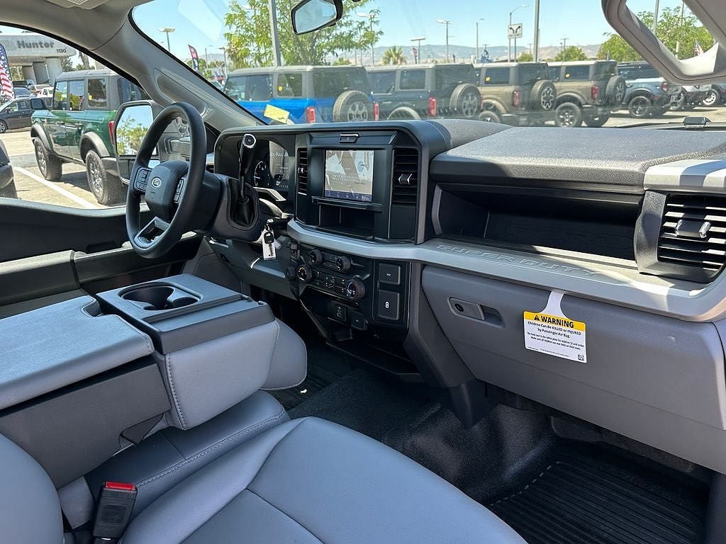 2025 Ford F-350