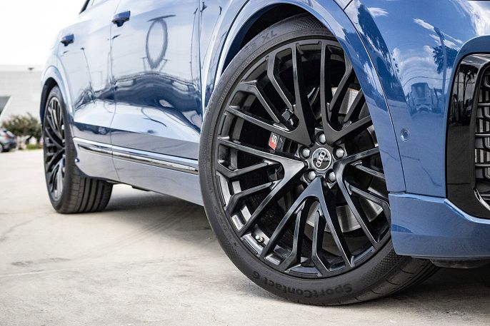 2024 Audi SQ8