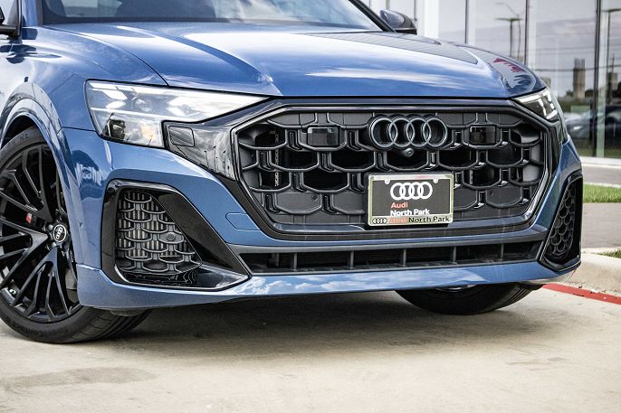 2024 Audi SQ8