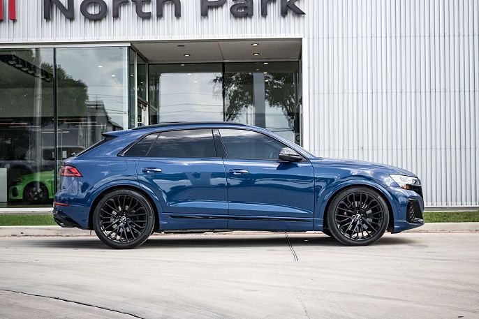 2024 Audi SQ8