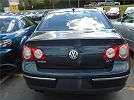 2006 Volkswagen Passat 2.0T image 1