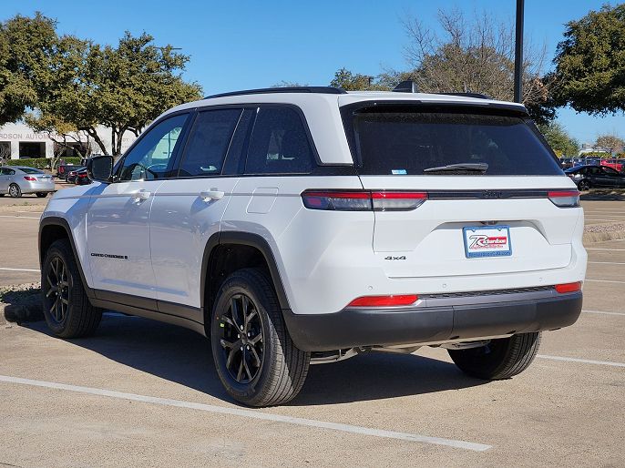 2026 Jeep Grand Cherokee
