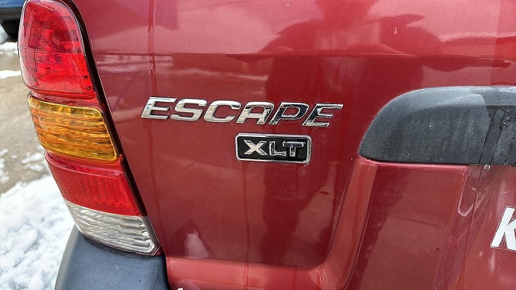 2001 Ford Escape XLT image 4